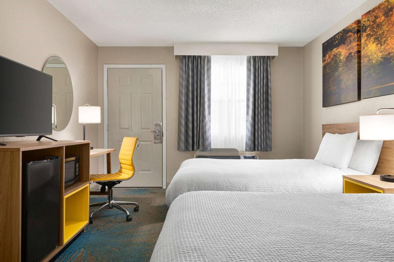 Days By Wyndham Hotel 2*